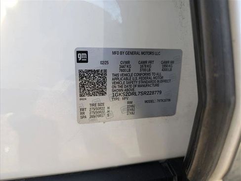 Used 2025 GMC Yukon Denali image 26
