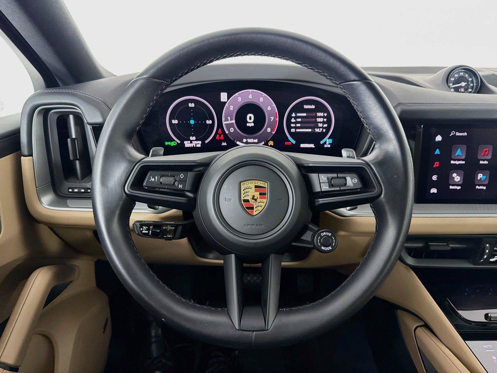Used 2024 Porsche Cayenne Coupe w/ Premium Package Plus AWD/4WD image 13