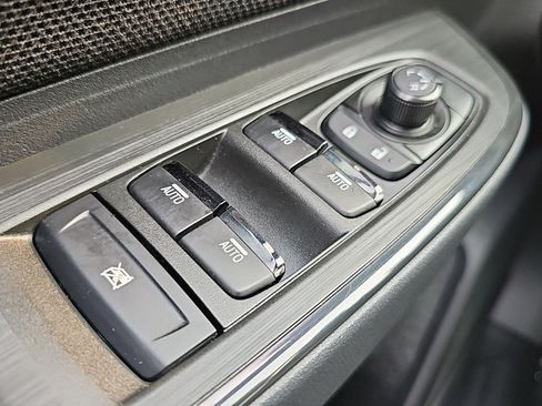 Used 2026 Subaru Outback Premium AWD/4WD image 25