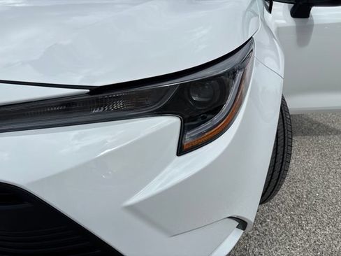 New 2026 Toyota Corolla LE FWD image 32