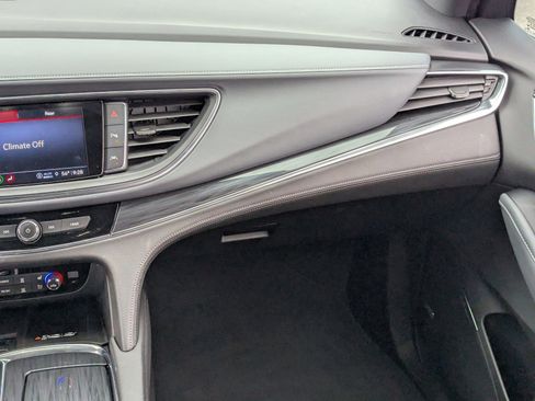 Used 2023 Buick Enclave Premium w/ Experience Buick Package image 18