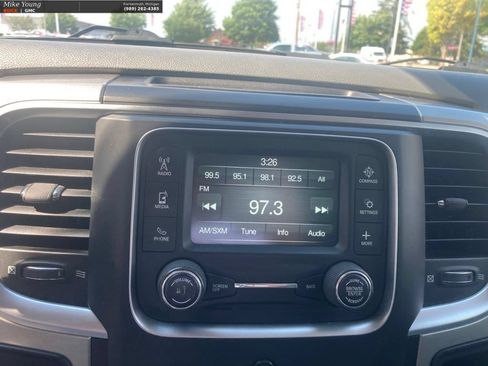 Used 2016 RAM 2500 SLT AWD/4WD image 32