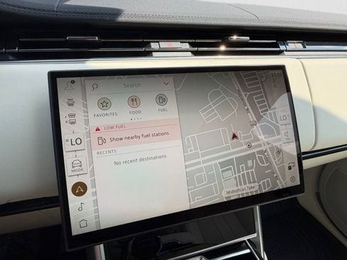 New 2026 Land Rover Range Rover SE AWD/4WD image 16