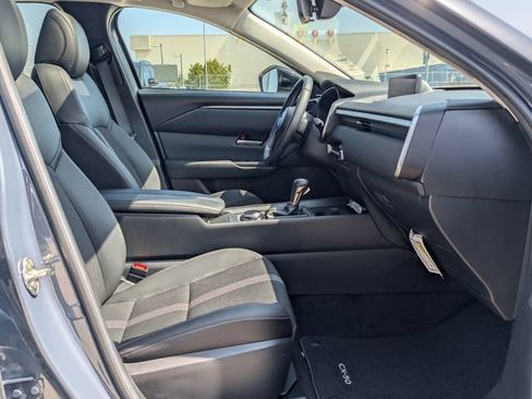 Certified 2025 MAZDA CX-50 AWD 2.5 S w/ Cargo Package image 12
