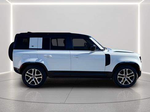 Used 2021 Land Rover Defender 110 X-Dynamic HSE AWD/4WD image 6
