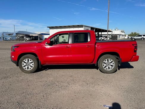 Used 2022 Nissan Frontier SV RWD image 8