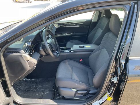 Used 2025 Toyota Camry LE FWD image 13