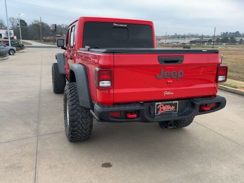 Used 2022 Jeep Gladiator Rubicon w/ Cold Weather Group image 6