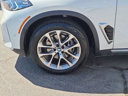 Used 2025 BMW X5 xDrive40i w/ Premium Package AWD/4WD image 26