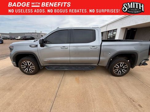 Used 2024 GMC Sierra 1500 AT4 w/ Technology Package AWD/4WD image 24