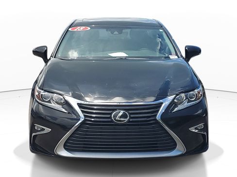 Used 2018 Lexus ES 350 w/ Accessory Package 2 FWD image 2