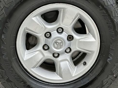 Used 2005 Toyota Tundra SR5 image 10