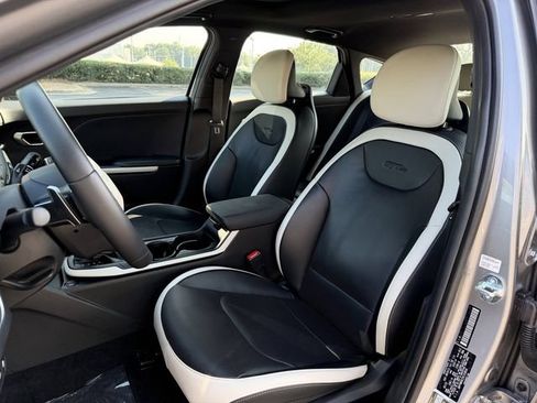 Certified 2025 Kia K4 GT-Line w/ GT-Line Premium Package FWD image 15