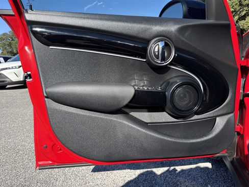 Used 2023 MINI Cooper S image 13