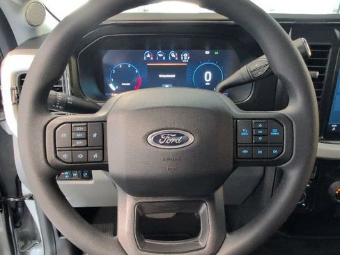 New 2026 Ford F250 XLT w/ XLT Premium Package AWD/4WD image 18