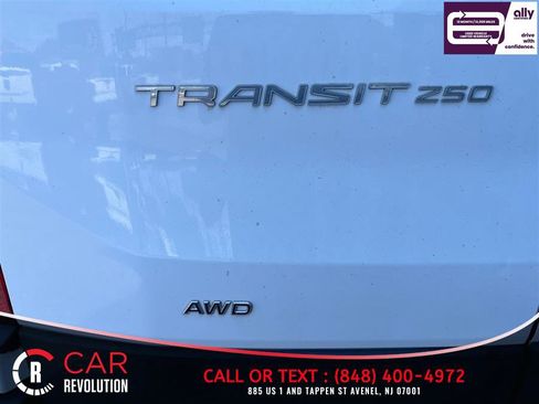 Used 2022 Ford Transit 250 Medium Roof AWD w/ Load Area Protection Package image 14