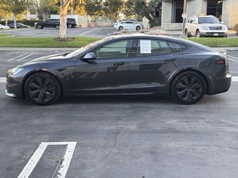 Used 2025 Tesla Model S image 7
