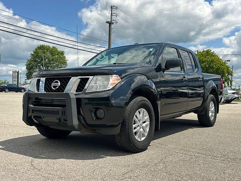 Used 2018 Nissan Frontier SV AWD/4WD image 1