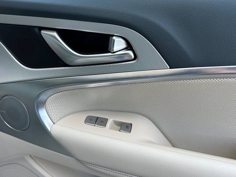 New 2026 Genesis G70 2.5T Prestige image 30