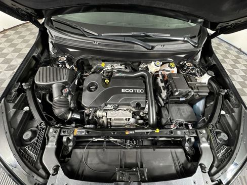 Used 2022 GMC Terrain SLE w/ Driver Convenience Package image 28