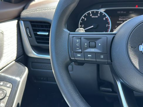 Certified 2023 Nissan Rogue S image 13