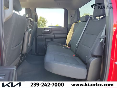 Used 2022 Chevrolet Silverado 2500 LT w/ Convenience Package AWD/4WD image 14