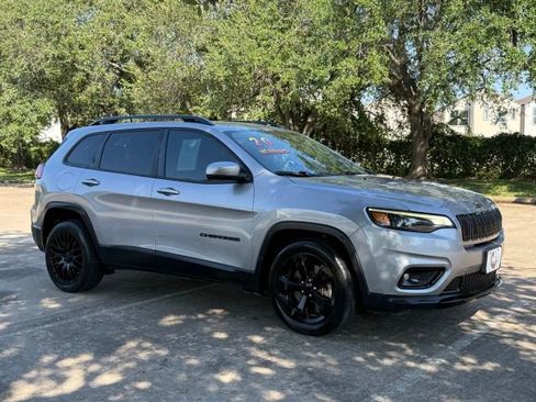 Used 2020 Jeep Cherokee Latitude Plus image 6