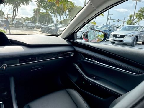 Used 2025 MAZDA MAZDA3 s FWD image 15