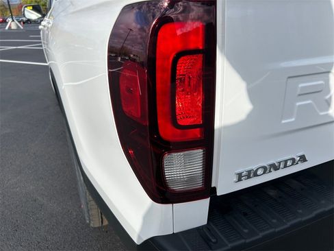 New 2026 Honda Ridgeline RTL image 24
