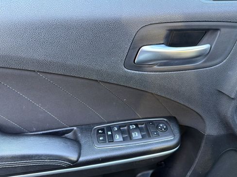 Used 2023 Dodge Charger SXT image 10