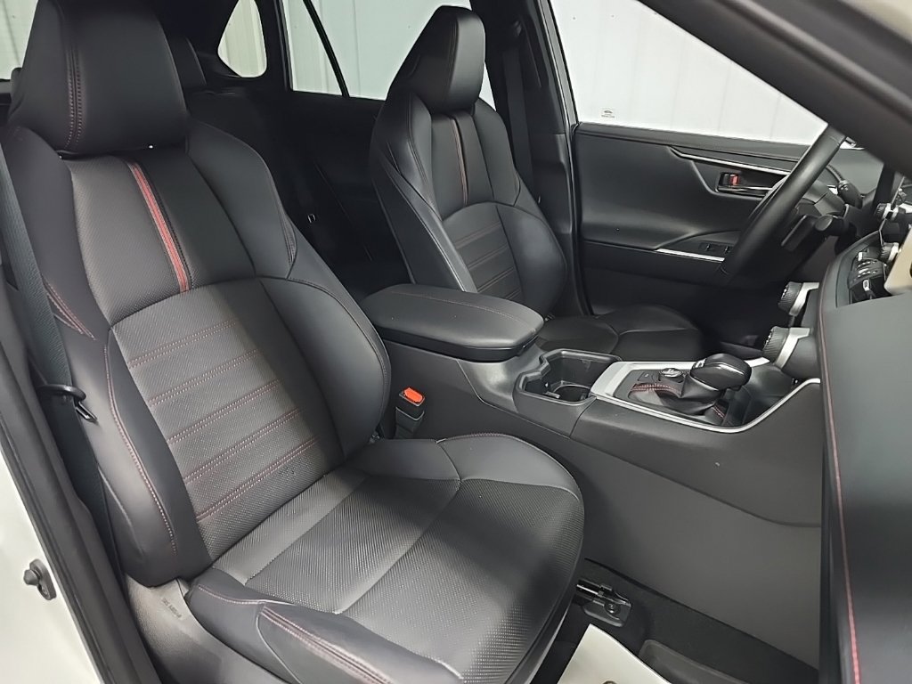 Used 2022 Toyota RAV4 XSE w/ Premium Package AWD/4WD image 15