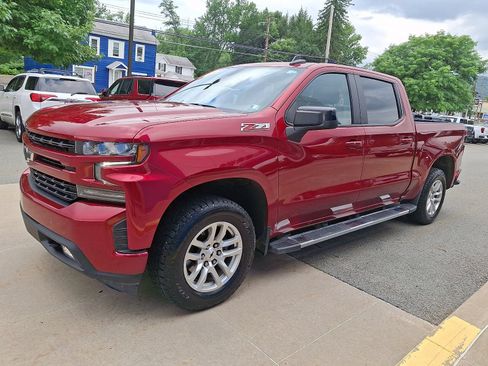 Used 2021 Chevrolet Silverado 1500 RST AWD/4WD image 3