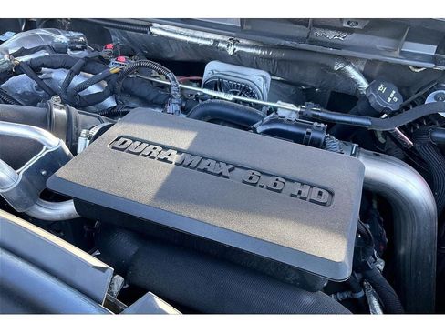 Used 2025 Chevrolet Silverado 3500 LTZ AWD/4WD image 34