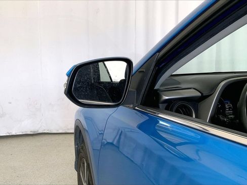 Used 2018 Toyota RAV4 XLE w/ Plus Extra Value Package FWD image 10