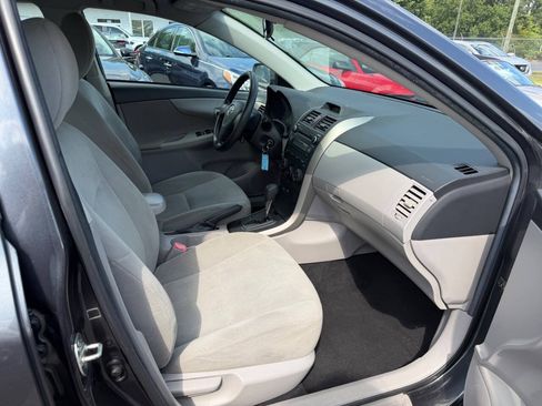 Used 2012 Toyota Corolla L FWD image 12