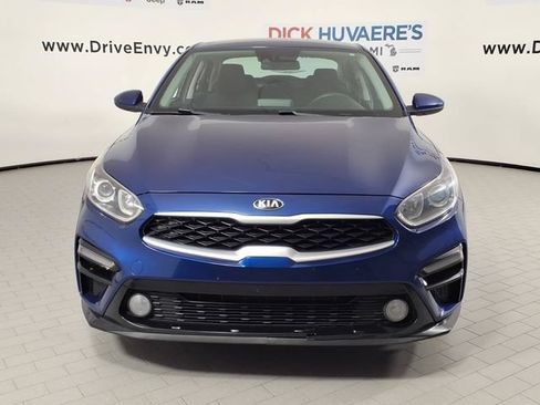 Used 2020 Kia Forte LXS FWD image 2