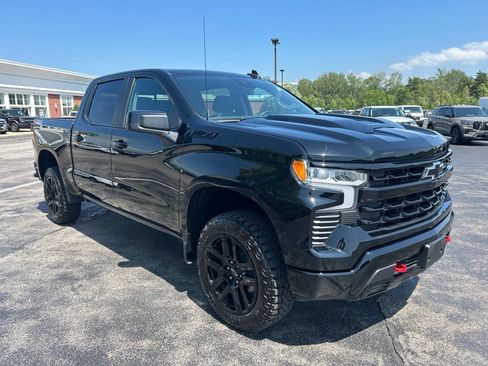 Used 2023 Chevrolet Silverado 1500 LT Trail Boss w/ Convenience Package II AWD/4WD image 7