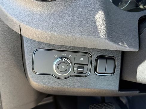 New 2026 Mercedes-Benz Sprinter 2500 image 19