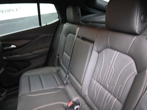 Used 2025 Buick Envista Avenir FWD image 20
