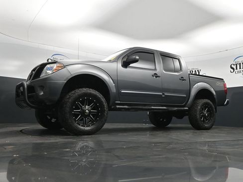 Used 2020 Nissan Frontier SV w/ Midnight Edition Floor Mats AWD/4WD image 28