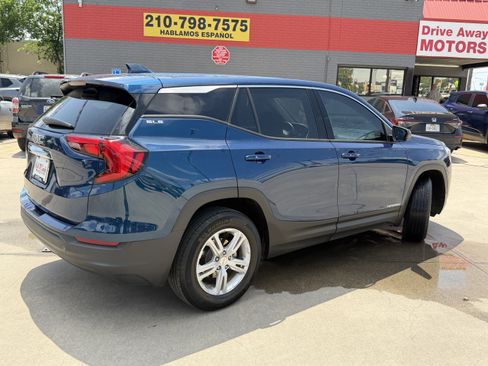 Used 2020 GMC Terrain SLE FWD image 5