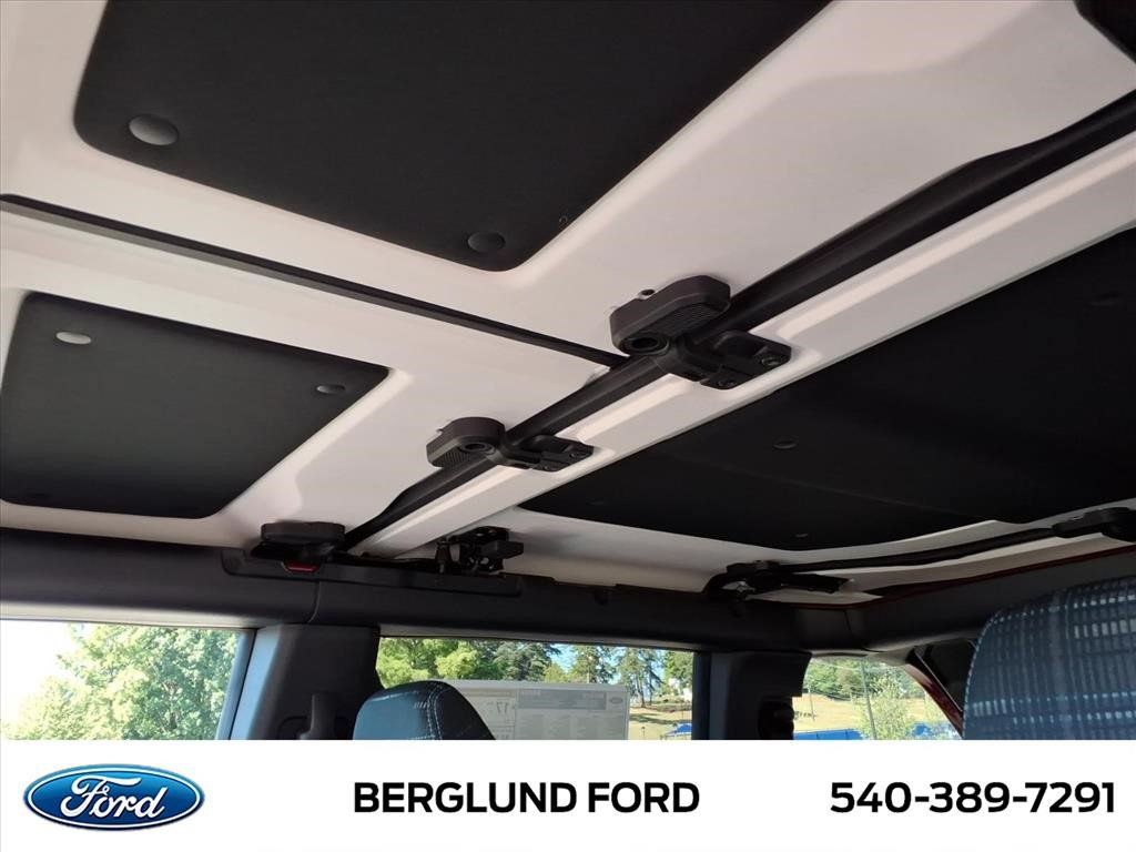 New 2026 Ford Bronco Heritage Edition AWD/4WD image 6