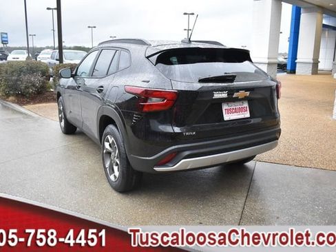 New 2026 Chevrolet Trax LT w/ LT Convenience Package image 7