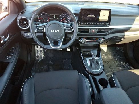 Certified 2023 Kia Forte GT-Line FWD image 11