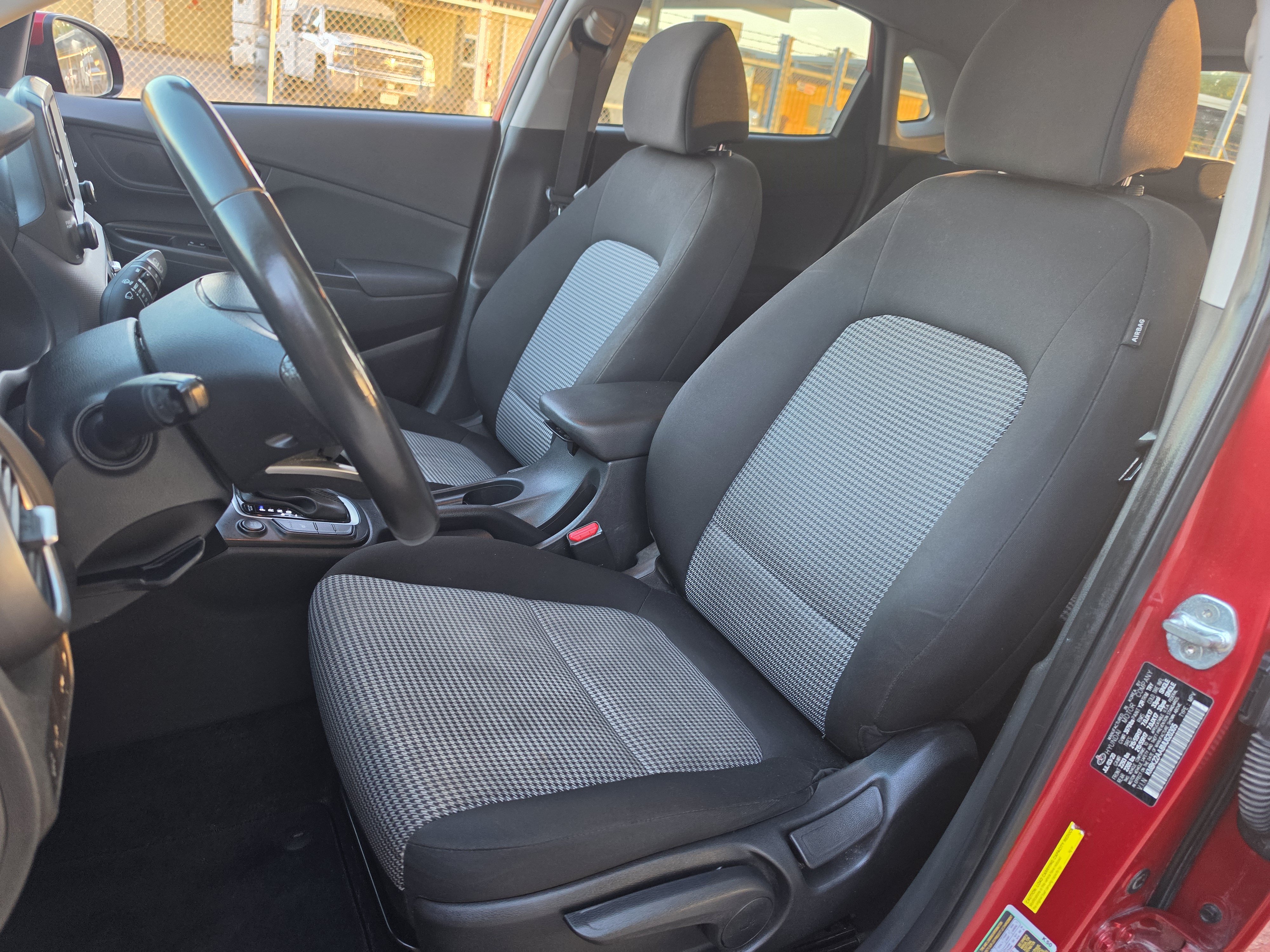Used 2021 Hyundai Kona SEL FWD image 23