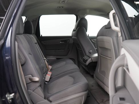 Used 2017 Chevrolet Traverse LS AWD/4WD image 12