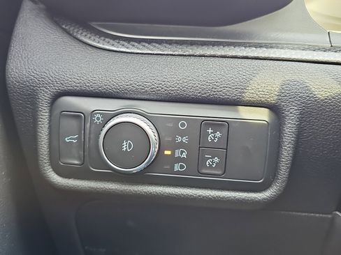 Used 2020 Ford Explorer ST w/ Premium Technology Package image 22