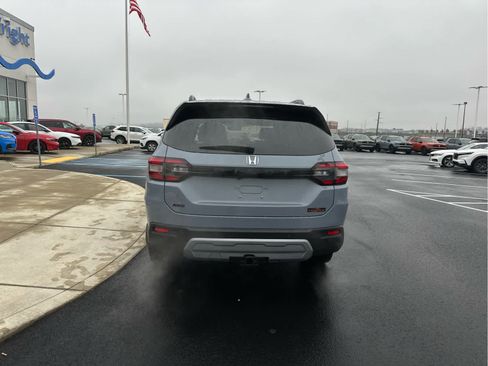 New 2025 Honda Pilot TrailSport image 7