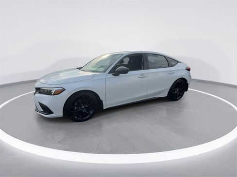 Used 2023 Honda Civic Sport image 6