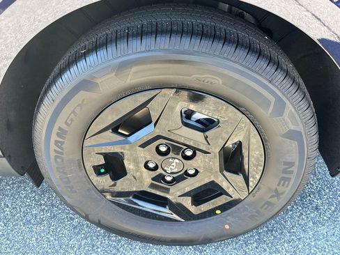 New 2026 Kia Carnival image 18